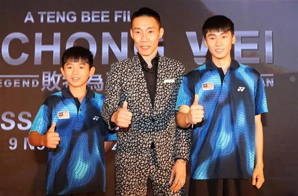 ảnh lee chong wei ngầu trang phục lịch sự 