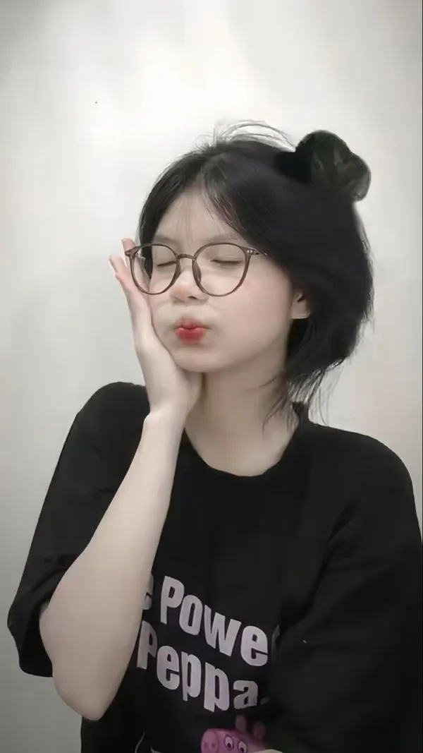 ảnh mạng gái 2k9 cute