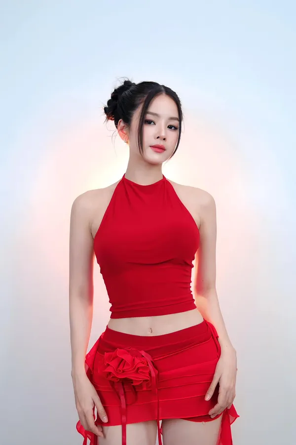 Những khoảnh khắc DJ Mie cực kỳ cute và đáng yêu.