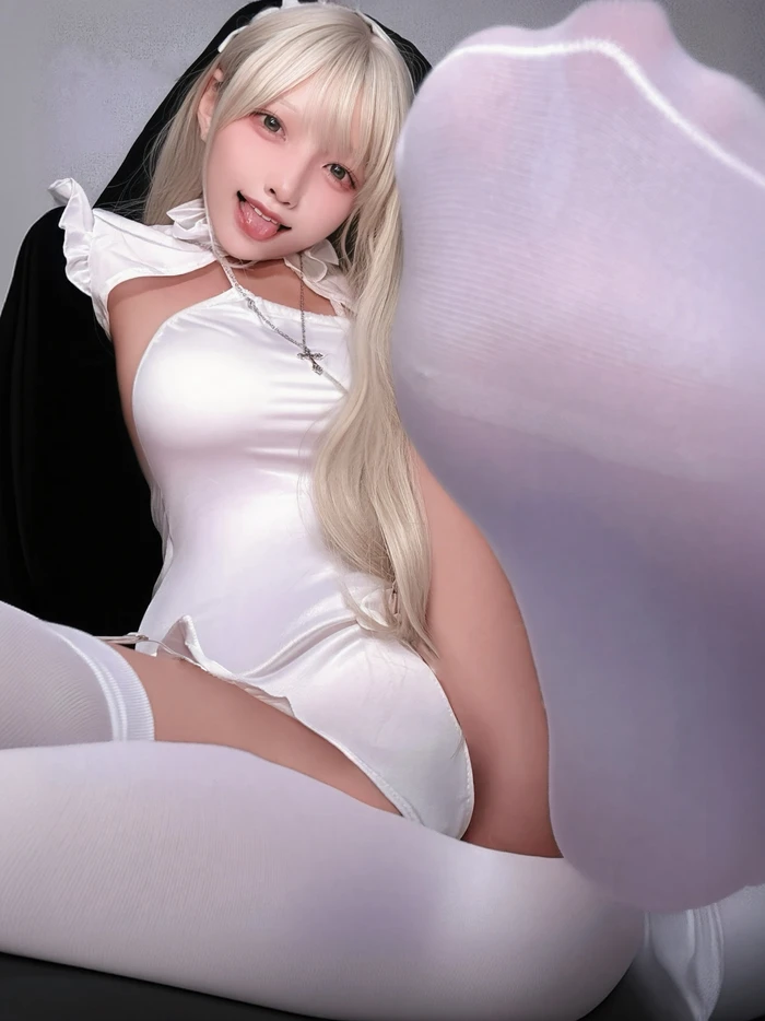 Hot girl teen với bím hồng gợi cảm cuốn hút