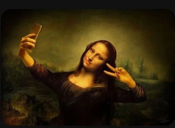 mona lisa meme selfie