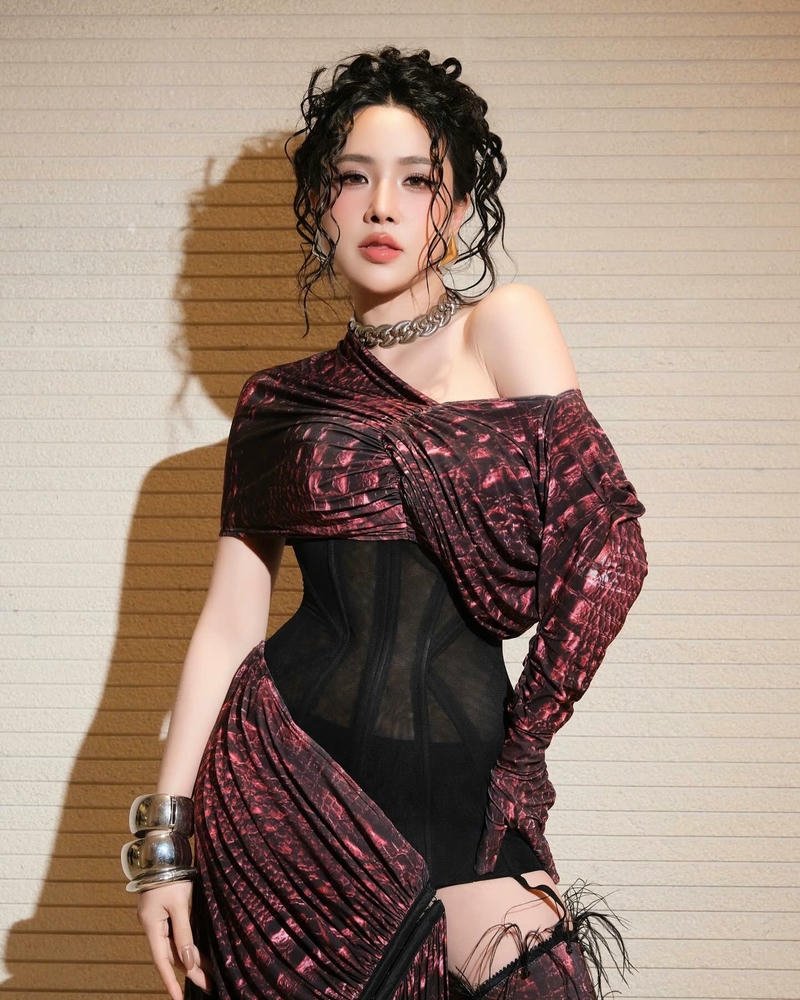 Hình Viên Vibi quyến rũ khó cưỡng