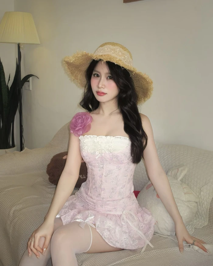 Hình ảnh váy lưới gái xinh thanh thoát nổi bật