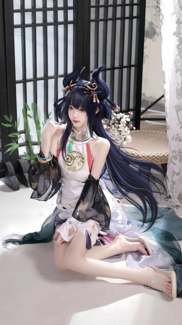 cosplay Alice Liên Quân