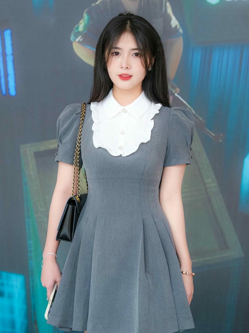 Ảnh Quỳnh Alee bikini sexy ánh sáng tự nhiên hài hòa