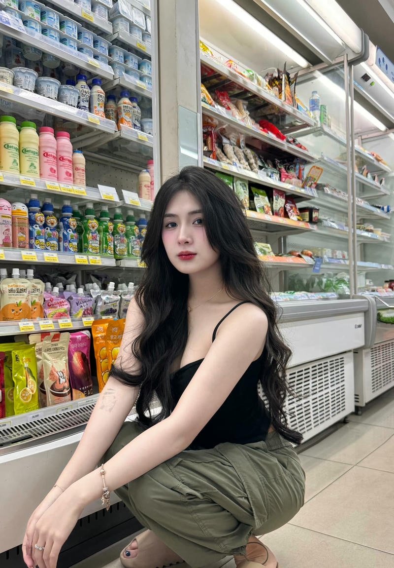 Ảnh Quỳnh Alee bikini sexy phong cách thời trang