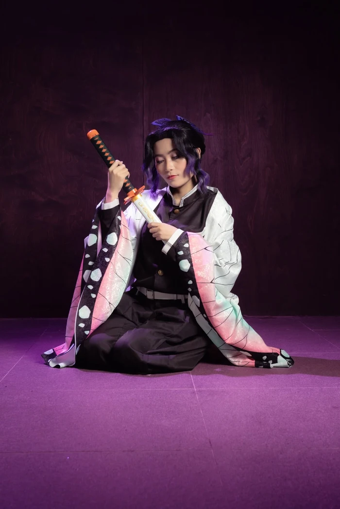Ảnh Shinobu Cosplay Duyên Dáng Thanh Lịch