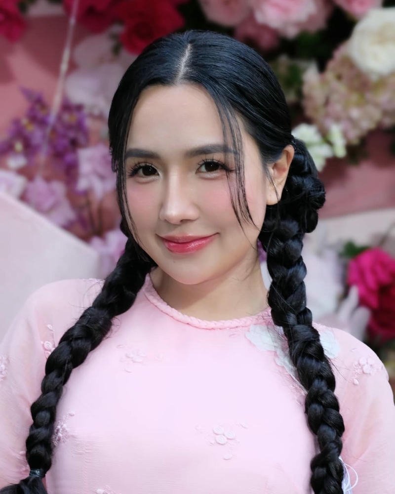 Ảnh Viên Vibi lộ hàng chất lượng cao ánh sáng dịu