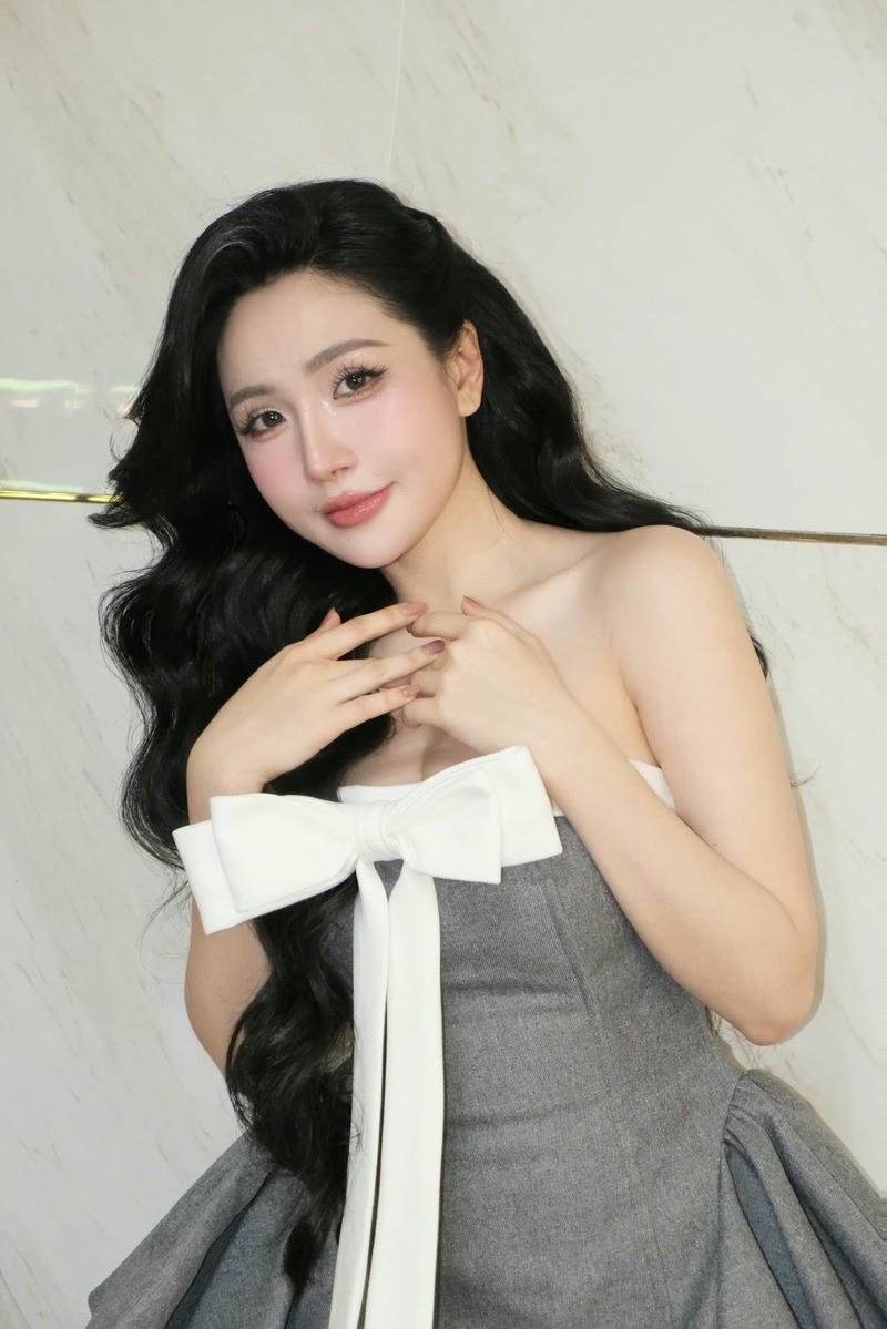 Ảnh Viên Vibi xinh xắn góc chụp nhẹ nhàng