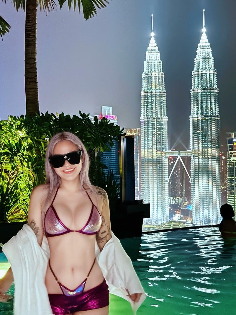 Ảnh nude Suzie nguyễn Onlyfans rạo rực