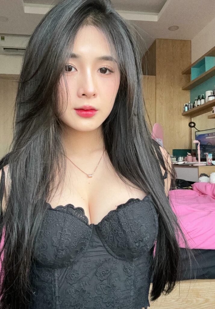 Bikini sexy Quỳnh Alee ảnh phong cách mùa hè