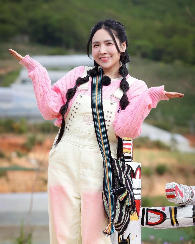 Hình Viên Vibi lộ hàng bố cục cân đối màu sắc chuẩn