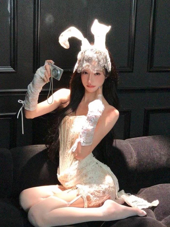 Hình cosplay thỏ chất lượng cao phong cách