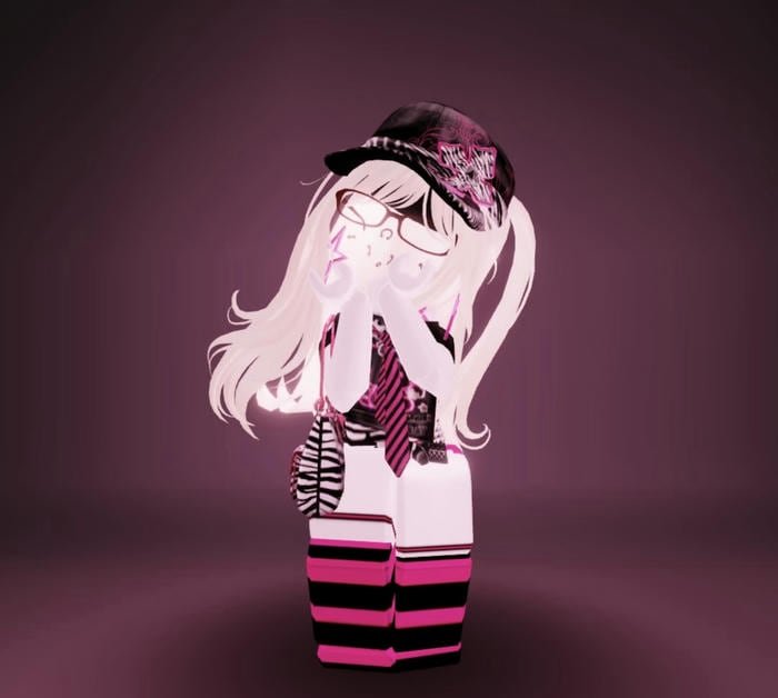 Hình nhân vật vuông vức roblox avatar