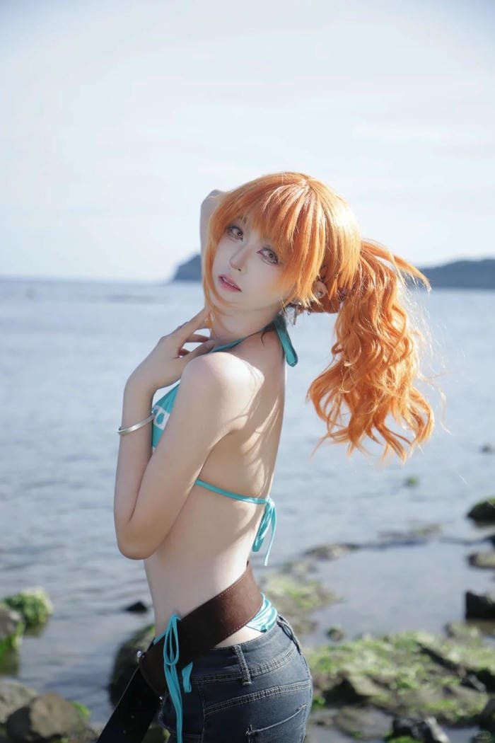 Nami cosplay full trang phục