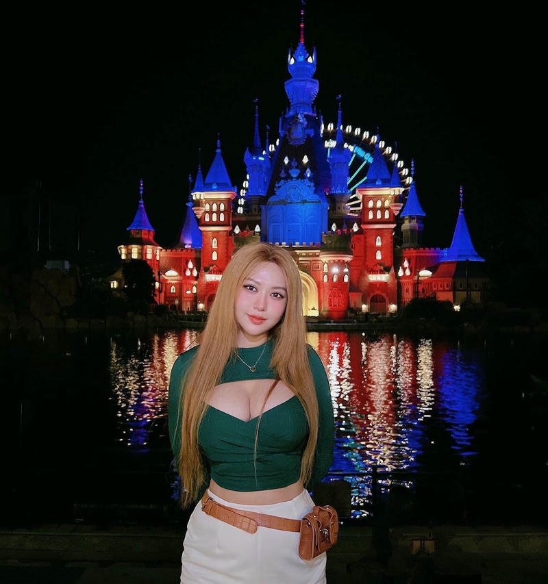 OnlyFans ảnh nude leak Suzie Nguyễn sexy