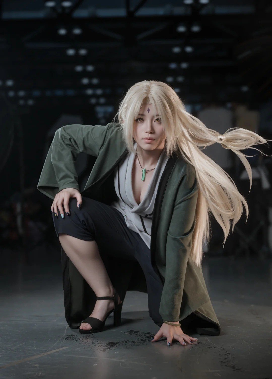 Tsunade cosplay nữ