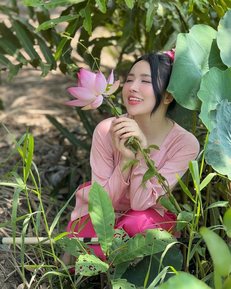 Viên Vibi lộ hàng Full HD bố cục chuyên nghiệp