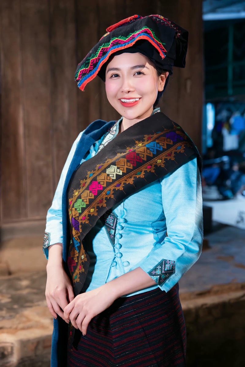 Viên Vibi lộ hàng phong cách thời trang ánh sáng đẹp