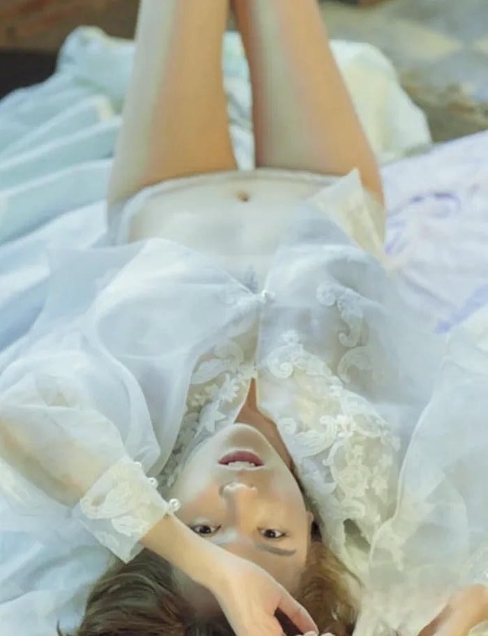 ảnh Hải Tú phong cách gợi cảm