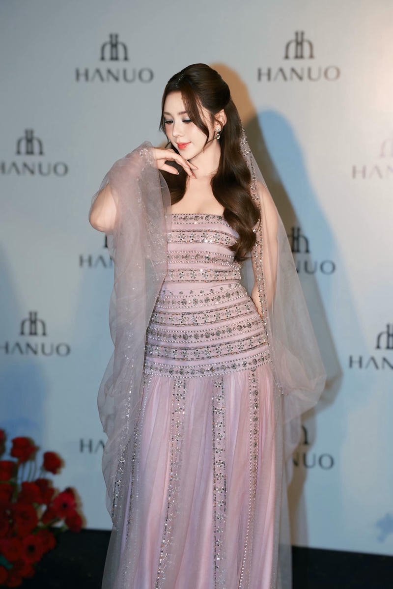 ảnh quỳnh kool sexy chụp studio rõ nét