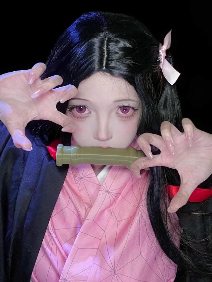 cosplay Nezuko răng nanh