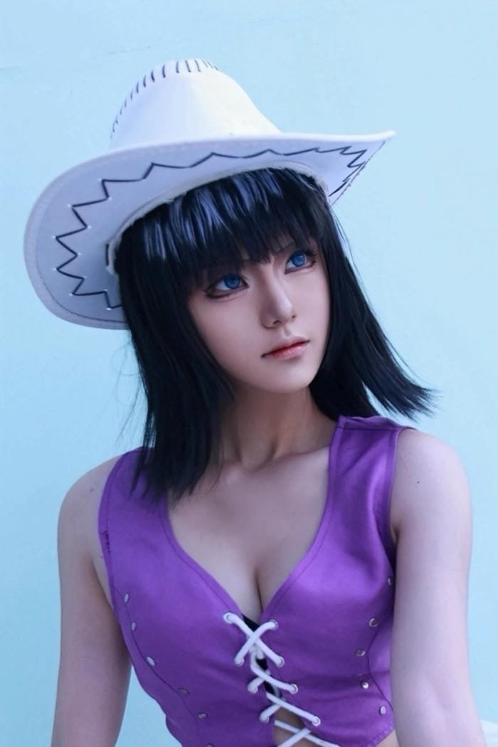 cosplay Robin body đẹp