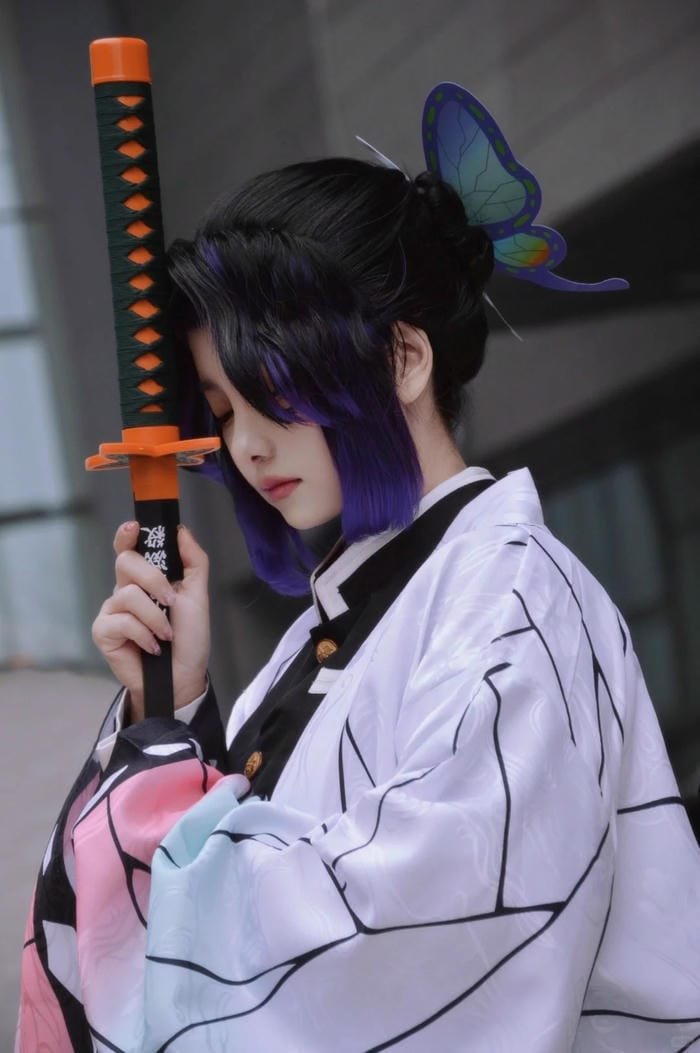cosplay Shinobu phiên bản anime