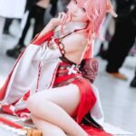 cosplay Yae Miko nổi bật