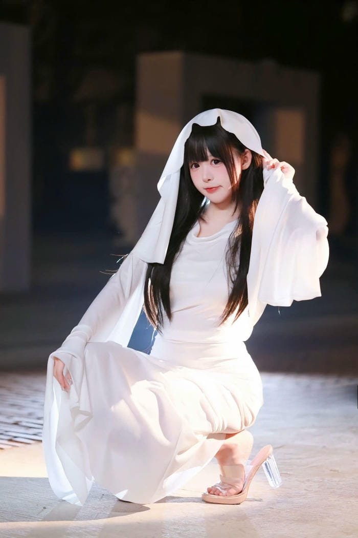 cosplay ma nữ hóa trang