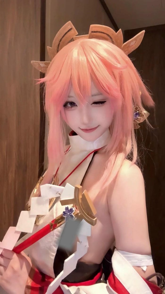 cosplay yae miko 4k