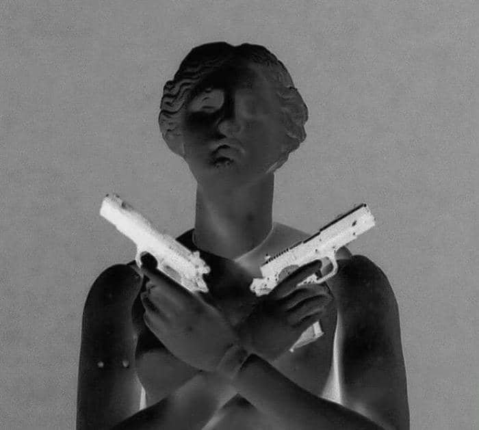 góc nhìn nghệ thuật avatar đen trắng