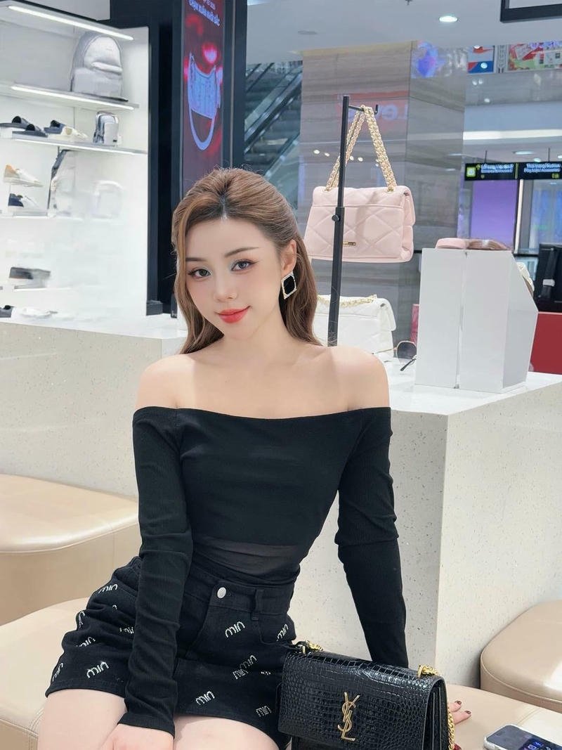 hình quỳnh kool sexy tạo hình tinh tế hiện đại