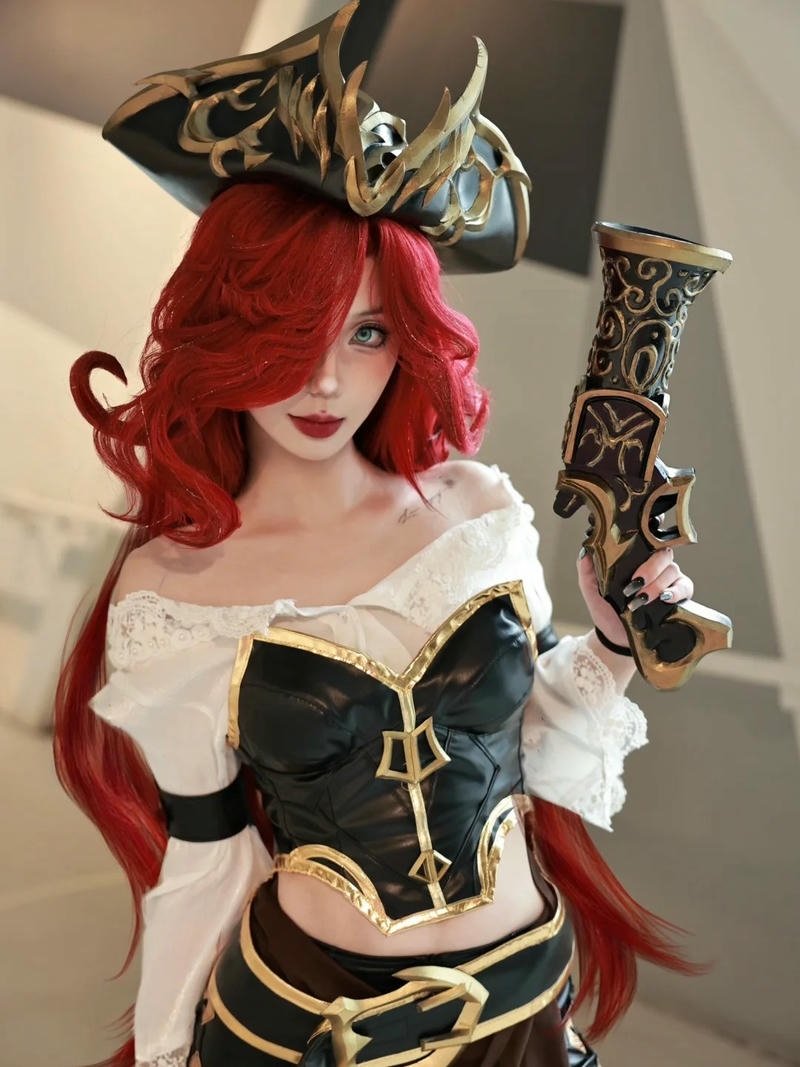 nhân vật anime gái xinh cosplay dễ