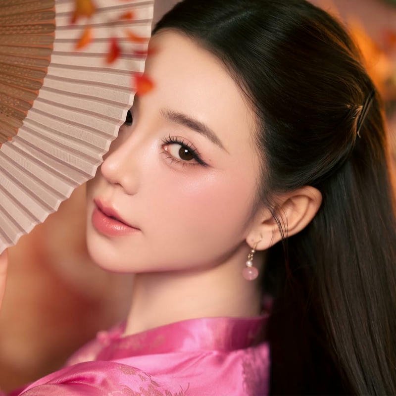 quỳnh kool sexy đẹp tạo hình nổi bật