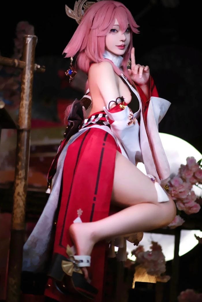 trang phục cosplay Yae Miko