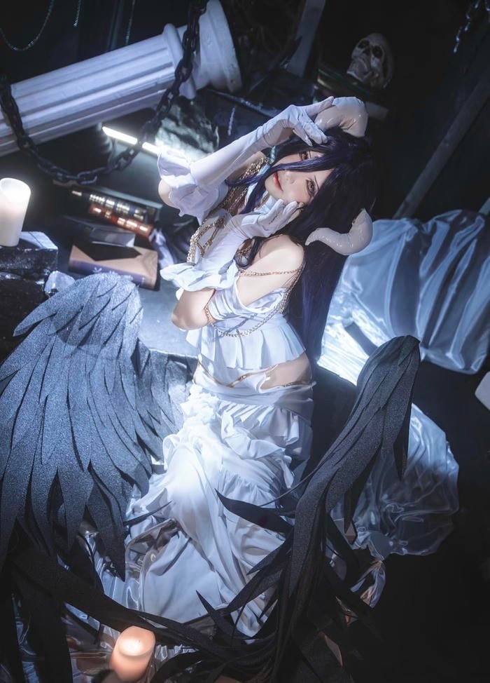 Albedo cosplay được đầu tư chỉn chu từng chi tiết