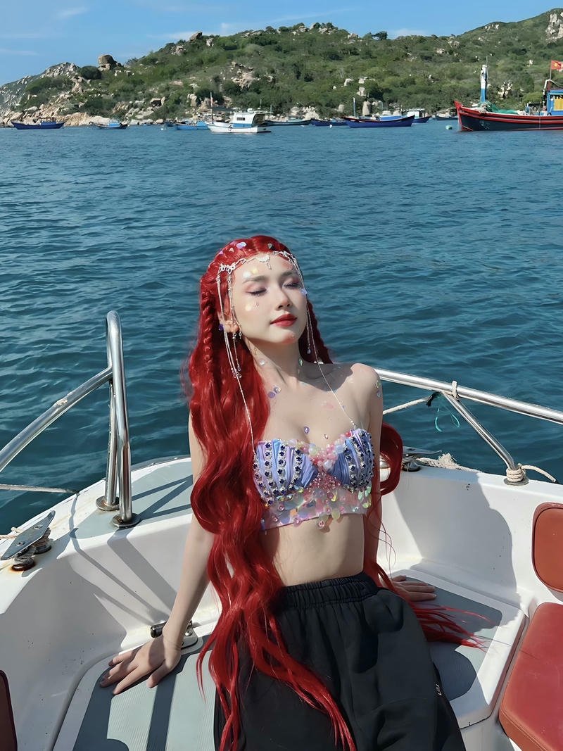 Ảnh Thanh Mèo bikini sexy full hd