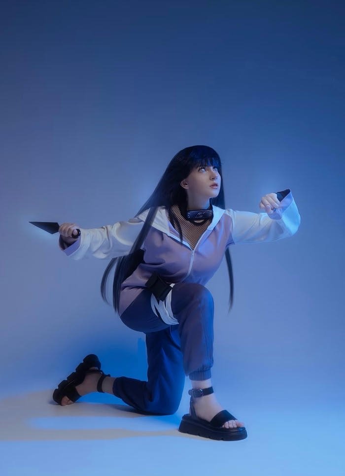Ảnh cosplay hinata mang vẻ kín đáo nền nã