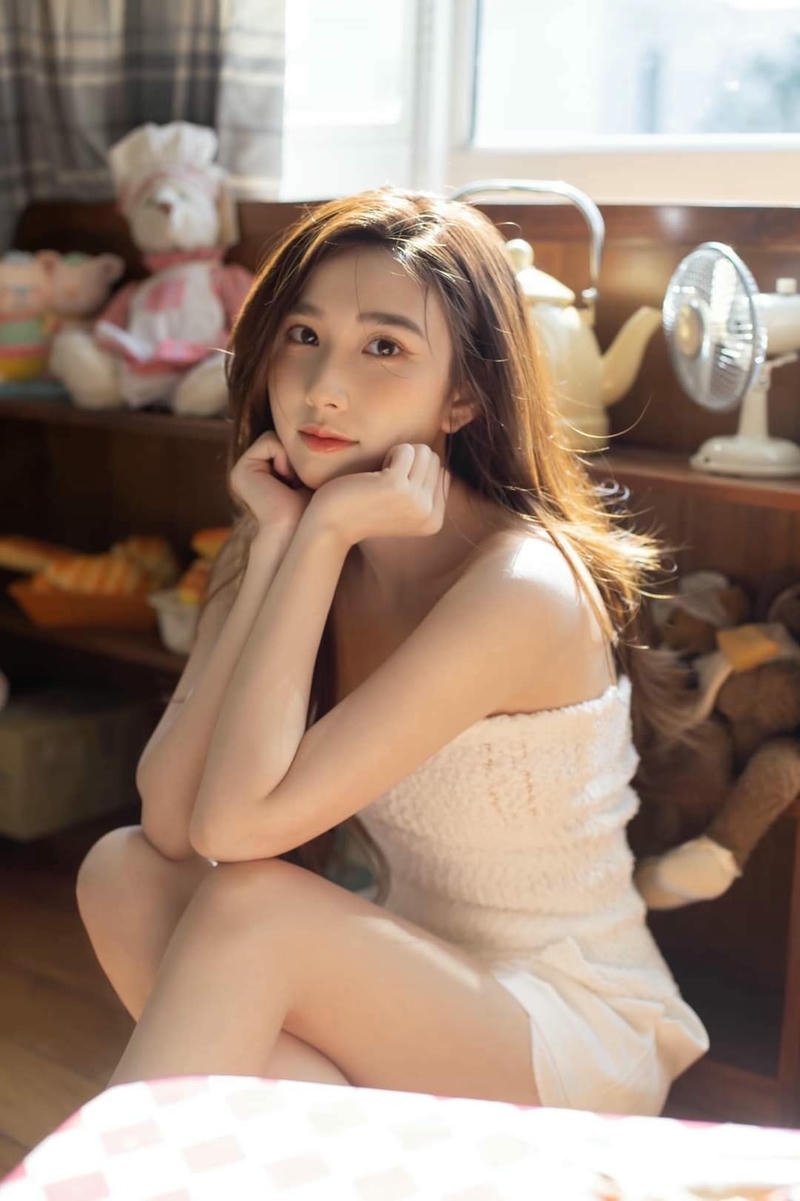 Ảnh sexy Thanh Mèo bikini lộng lẫy