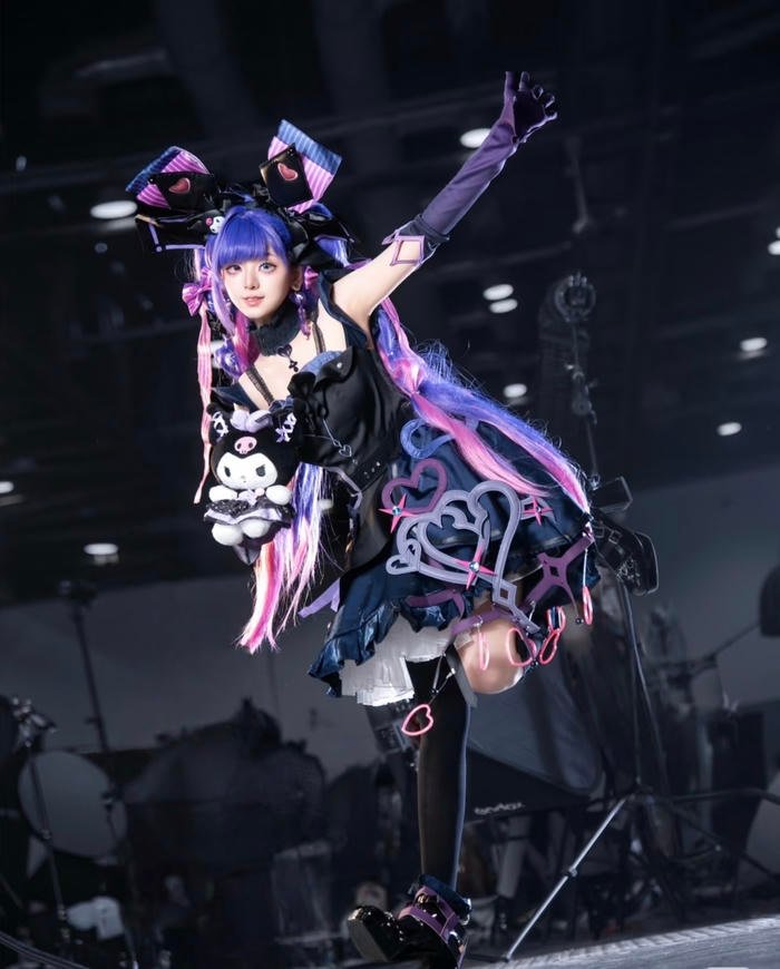 Bức ảnh cosplay kurumi mang sắc thái kín kẽ