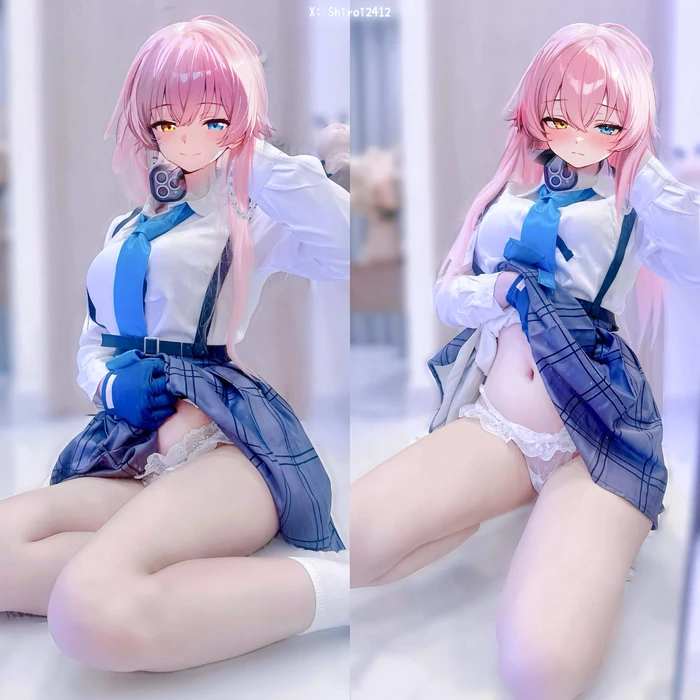 Cosplayer gợi cảm vú to tròn show hàng hấp dẫn