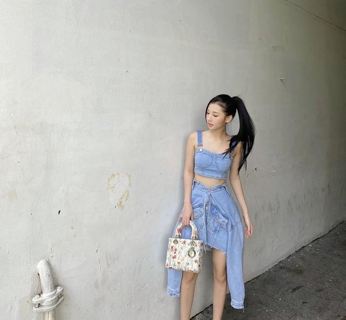 Hình amee sexy thần thái cuốn hút rất tự nhiên