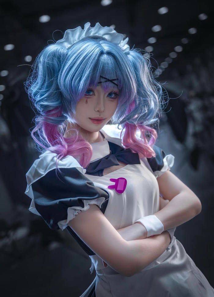Hình cosplay maid thể hiện phong cách chỉn chu rõ nét