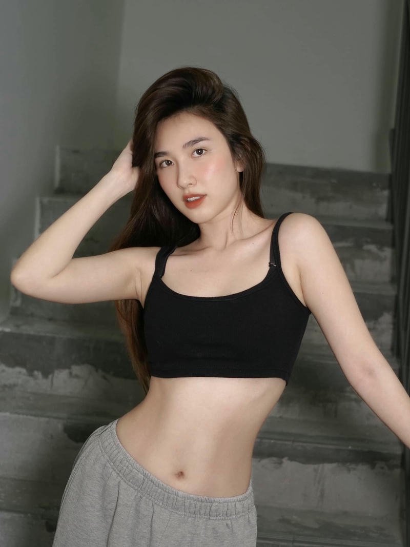 Thanh Mèo bikini sexy Ảnh ngoài biển