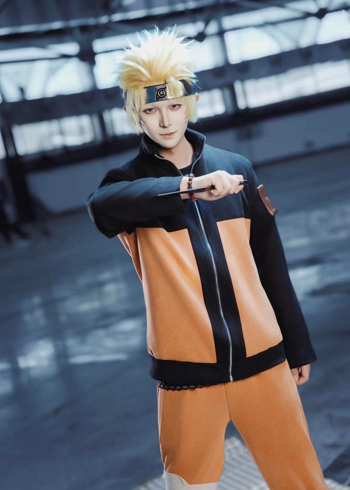 Ảnh cosplay naruto với biểu cảm linh hoạt nhanh nhẹn