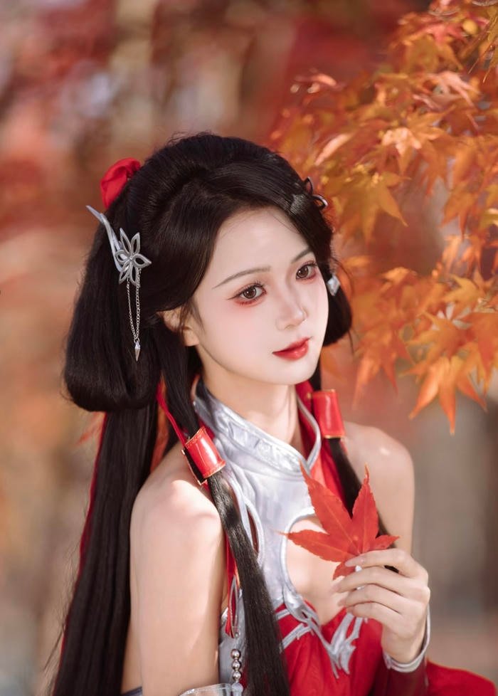Ảnh cosplay trung quốc tái hiện khoảnh khắc lặng lẽ
