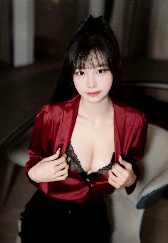Ảnh sex Thiên Địa idol teen show hàng quyến rũ đầy mê hoặc