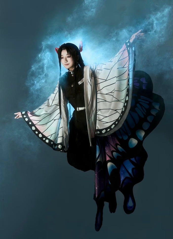 Bức ảnh cosplay kimetsu no yaiba mang phong cách quyết liệt