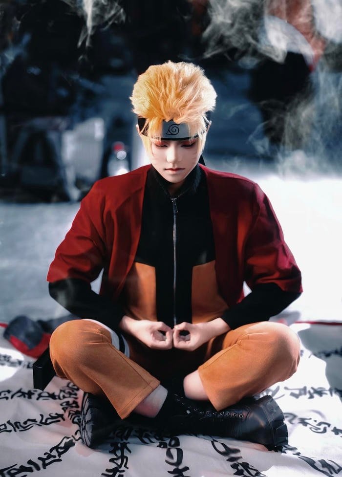 Hình ảnh cosplay naruto thể hiện cảm giác rắn rỏi vững chắc